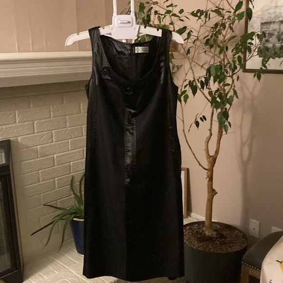 Clements Ribeiro Shift Dress. Sleeveless with Scoop Neck.  Like New Condition! - Picture 5 of 9